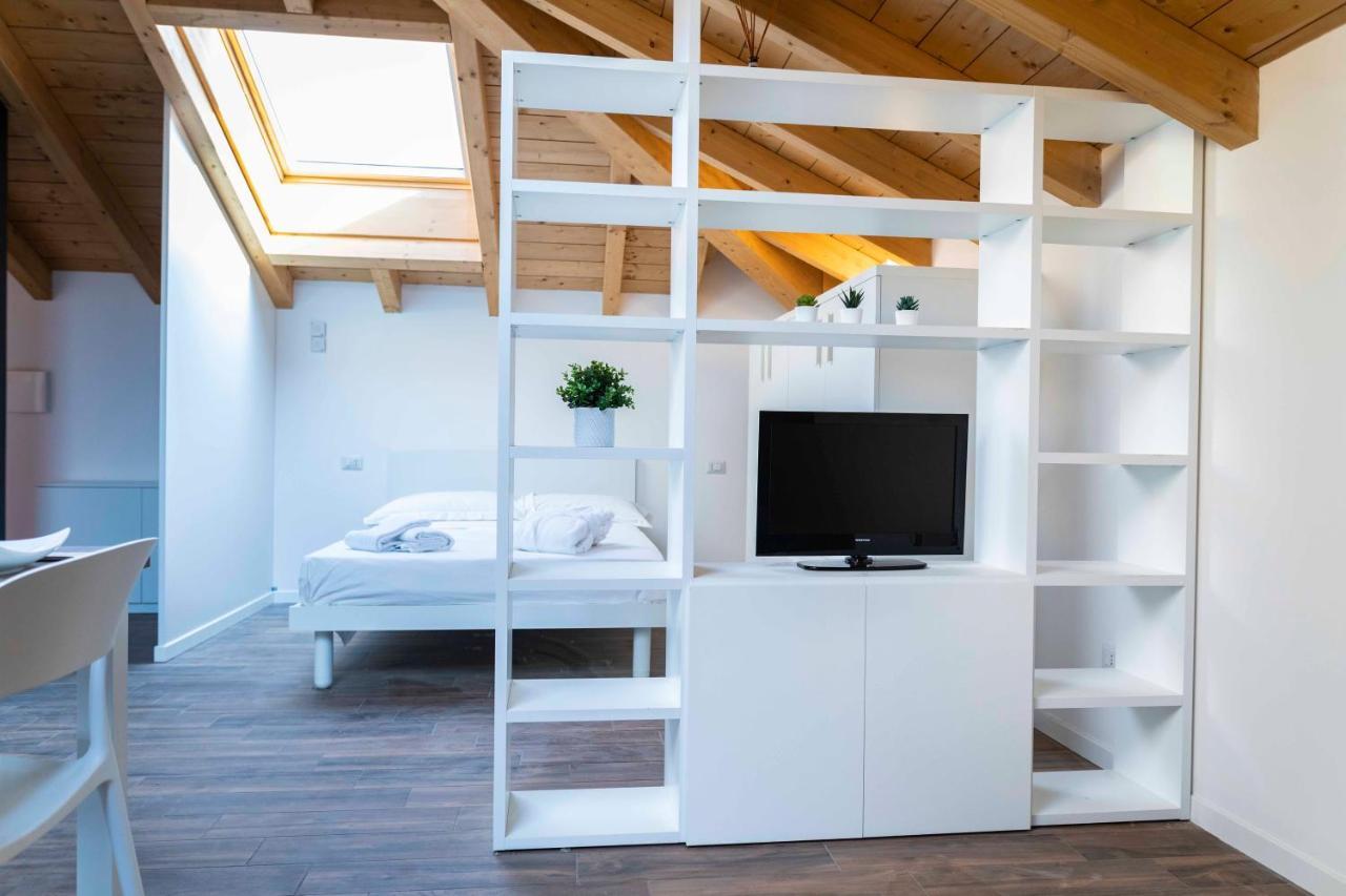 Ca Del Trima Lägenhet Melegnano Exteriör bild