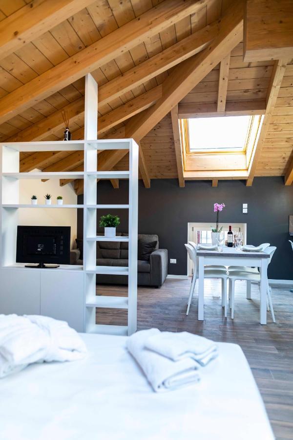 Ca Del Trima Lägenhet Melegnano Exteriör bild